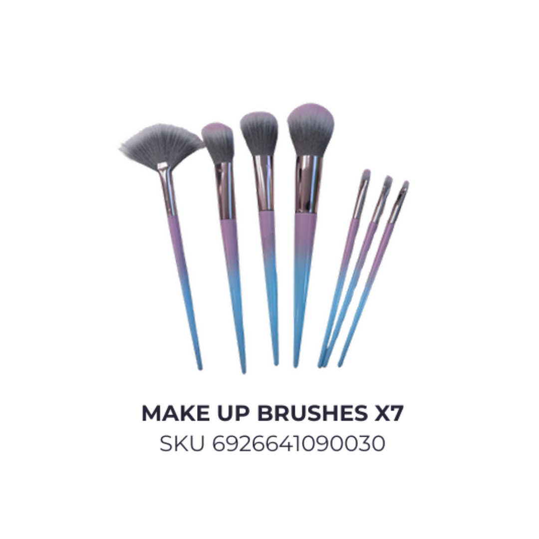 Make up brushes x7